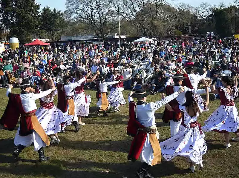 fiesta de la tradicion mecedes