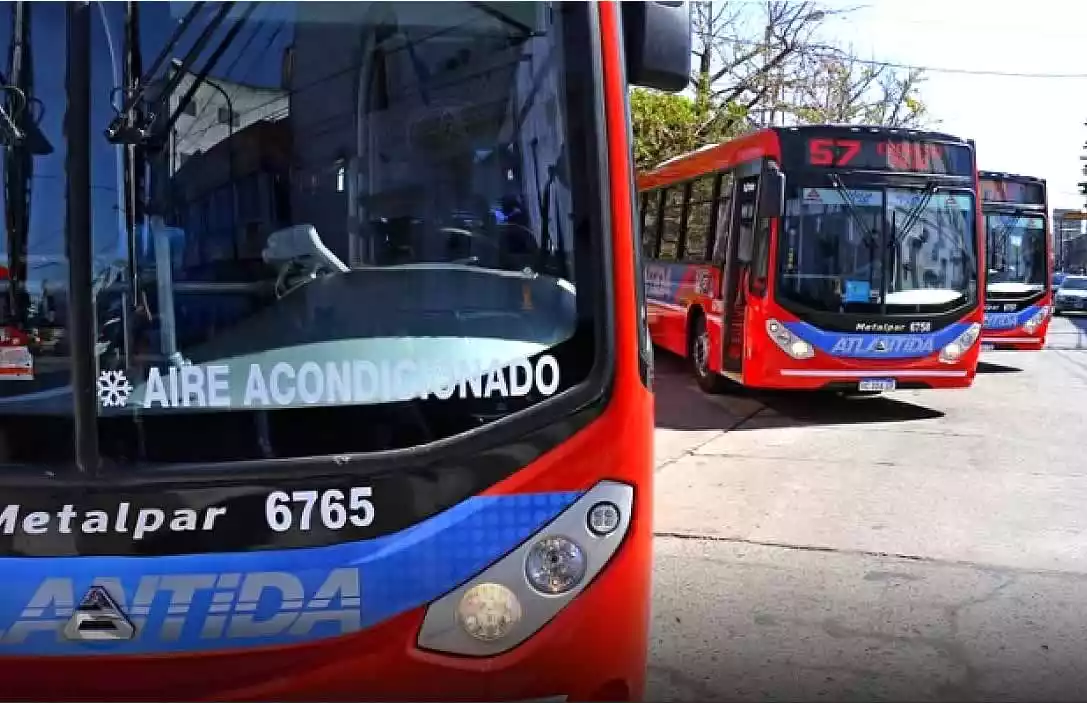 transporte colectivos con servicio reducido