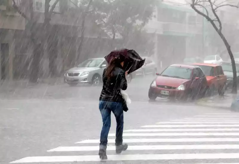 Alertan por la llegada de fuertes tormentas