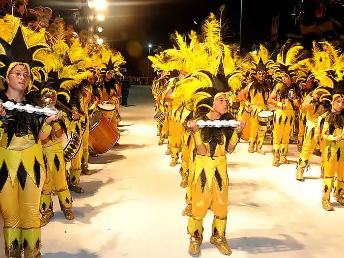 Buenos Aires celebra el mes del carnaval