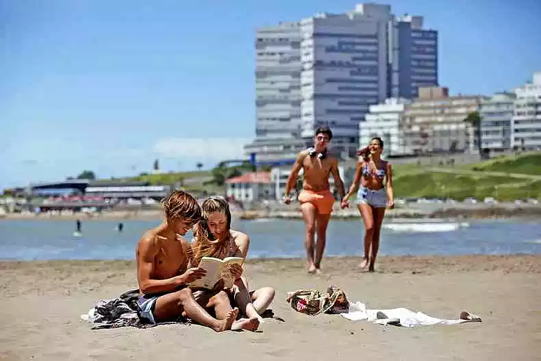 Turismo en la playa bonaerense