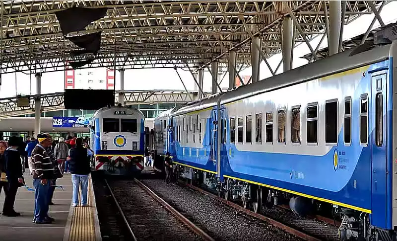 Boletos de tren larga distancia