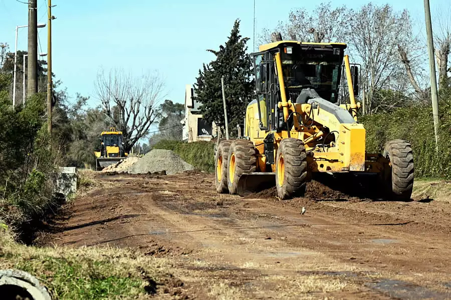 mejoramiento vial en el barrio Luna