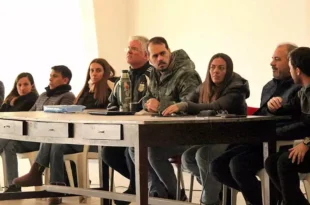 Asamblea Flandria por venta de terreno