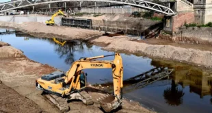 Precaución Zona de Obras en la ribera