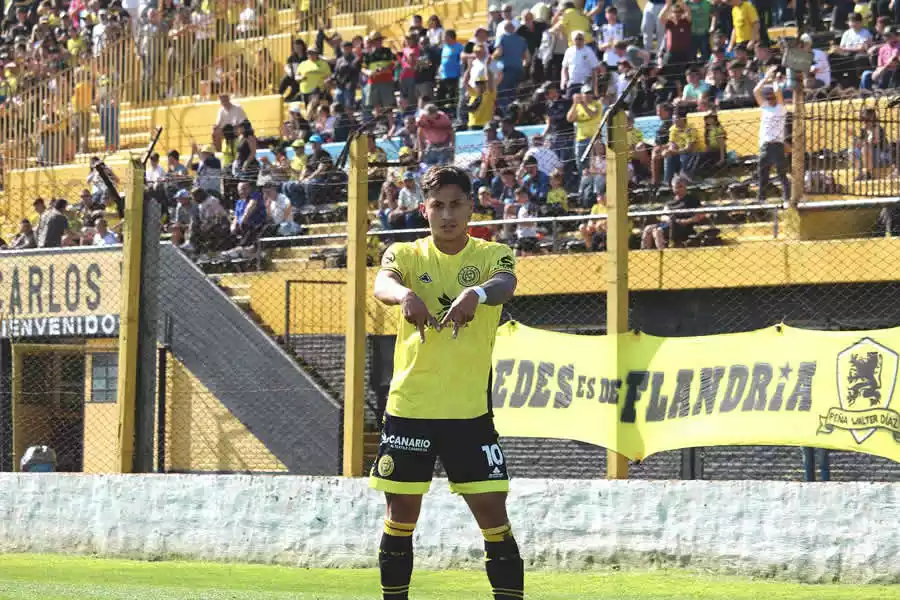 Flandria ganó y se metió en el reducido