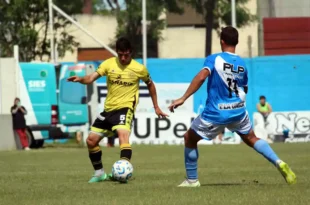 Flandria tropezó en casa y perdió el invicto ante San Carlos