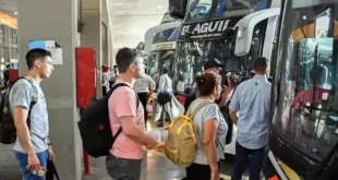 1,4 millones de personas viajaron por el país en este feriado