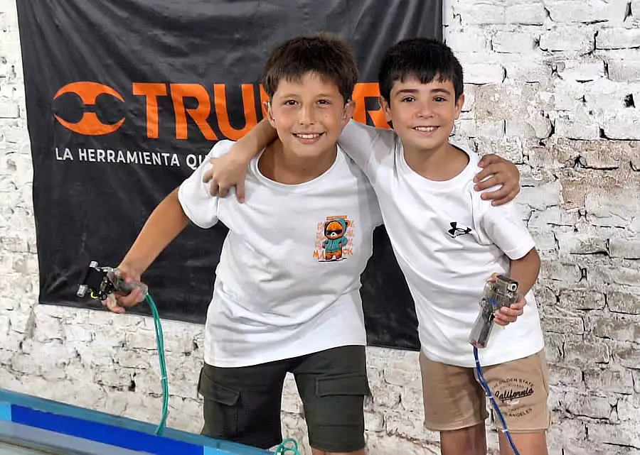 Torneo de chatas slot para niños en A.C.A.L