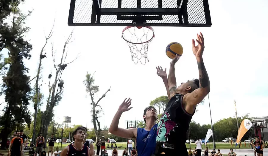 Doble podio en Moreno y proyección regional para Básquet lujanense 2 Escuela Municipal de Básquet