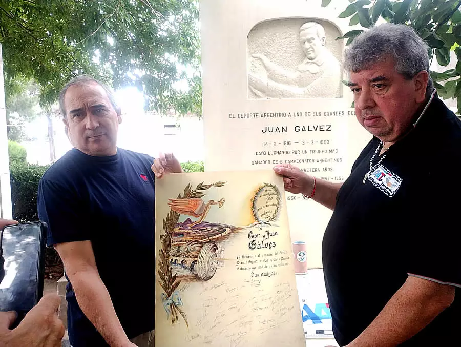 Homenaje a Juan Gálvez: 