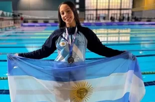 Nadadora Laila Chain en el mundial escolar sub 15