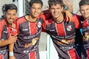 El Lujanero goleó a Victoriano y se prende en la pelea