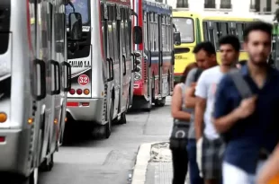 Transporte publico en Semana Santa