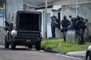 Delincuentes detenidos tras dos allanamientos