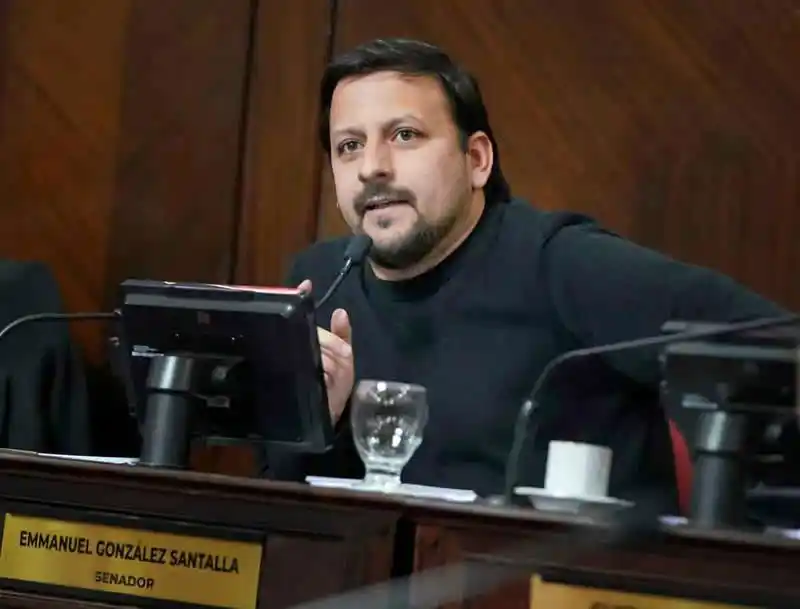 Buscan prohibir los celulares en las escuelas primarias 1 Celulares en las escuelas primarias