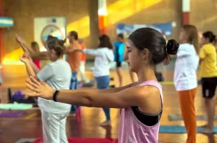 jornada abierta de yoga