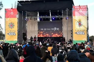 Fiesta del Sol en Carlos Keen