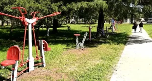 juegos infantiles y mobiliario deportivo en plazas