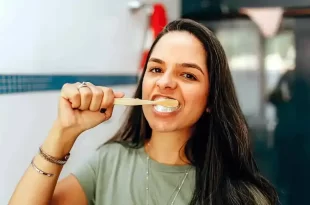 conocida crema dental