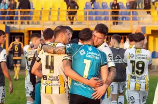 Flandria se prende en la pelea