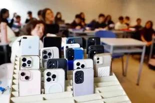 Un año sin pantallas en las aulas porteñas, mejor atención y convivencia escolar 5 Un año sin pantallas en las aulas