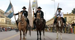 Desfile tradicionalista con controles