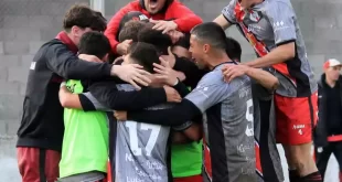 El Lujanero ganó y mantiene viva la ilusión