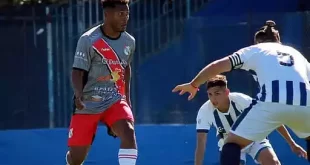 El Lujanero resistió en Almagro y dejó la serie abierta ante Sportivo Barracas