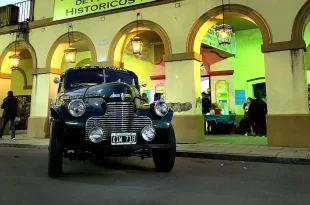 exposición “Memoria en Movimiento: Historias del Automóvil”