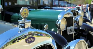 Día Mundial del Vehículo Clásico con desfiles y exposiciones