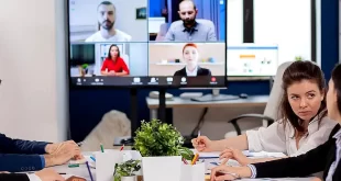 ¿Cómo gestionar equipos de trabajo híbridos para mantener el compromiso?