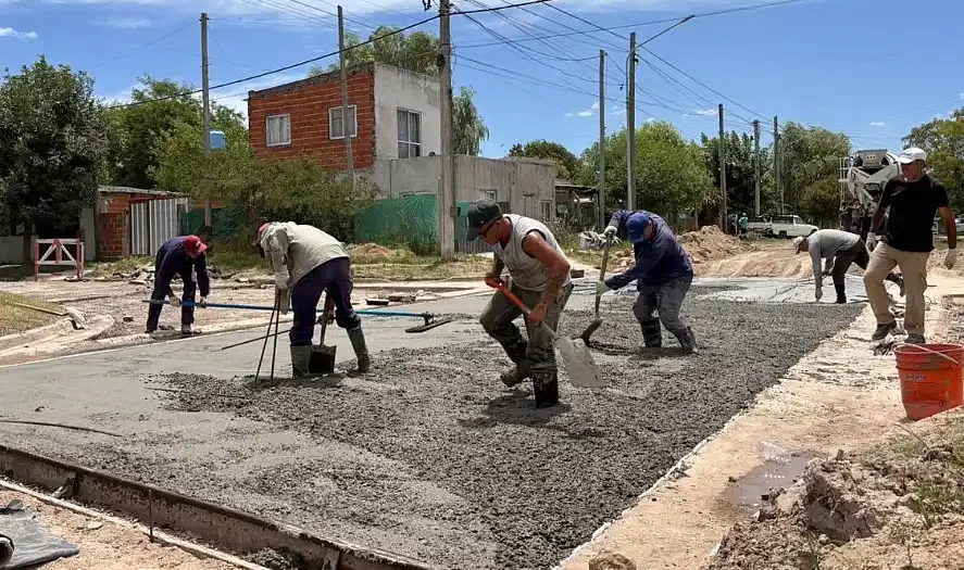 mejoramiento vial en barrio Ameghino