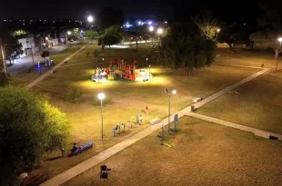Luminarias nuevas en plazas