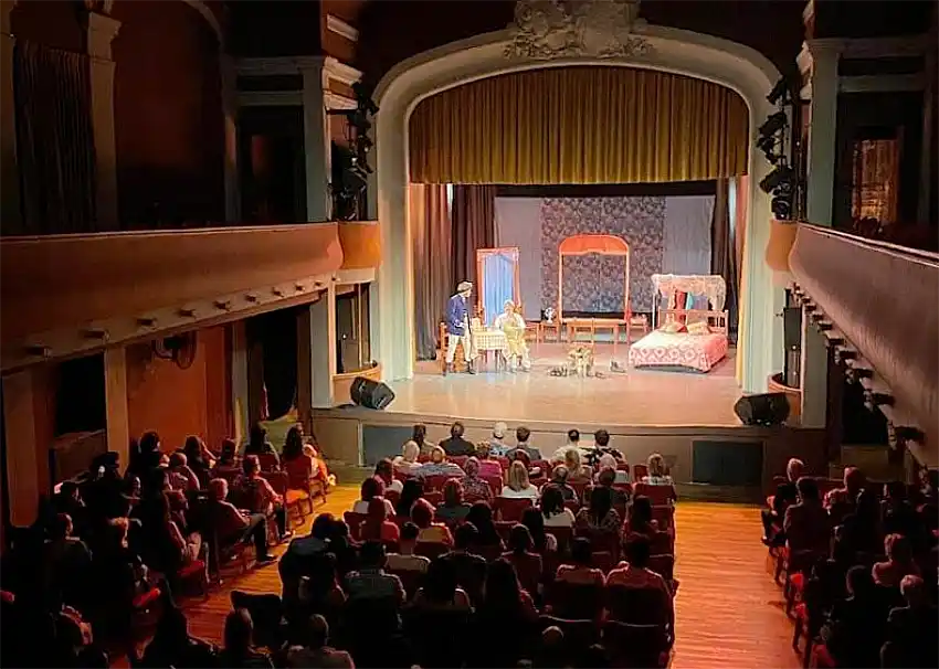 Agenda Luján: cuatro propuestas gratuitas para disfrutar este fin de semana 1 Teatro Municipal reabre su temporada