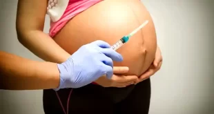 Embarazadas: Refuerzan la vacunación
