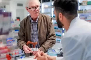 Alertan por posible faltante de medicamentos