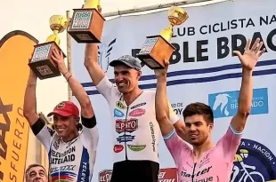 Clavero hizo historia en la Doble Bragado