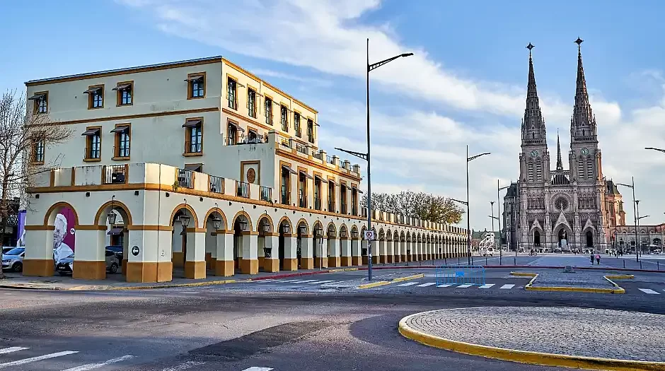 puesta en valor del acceso a la Basílica