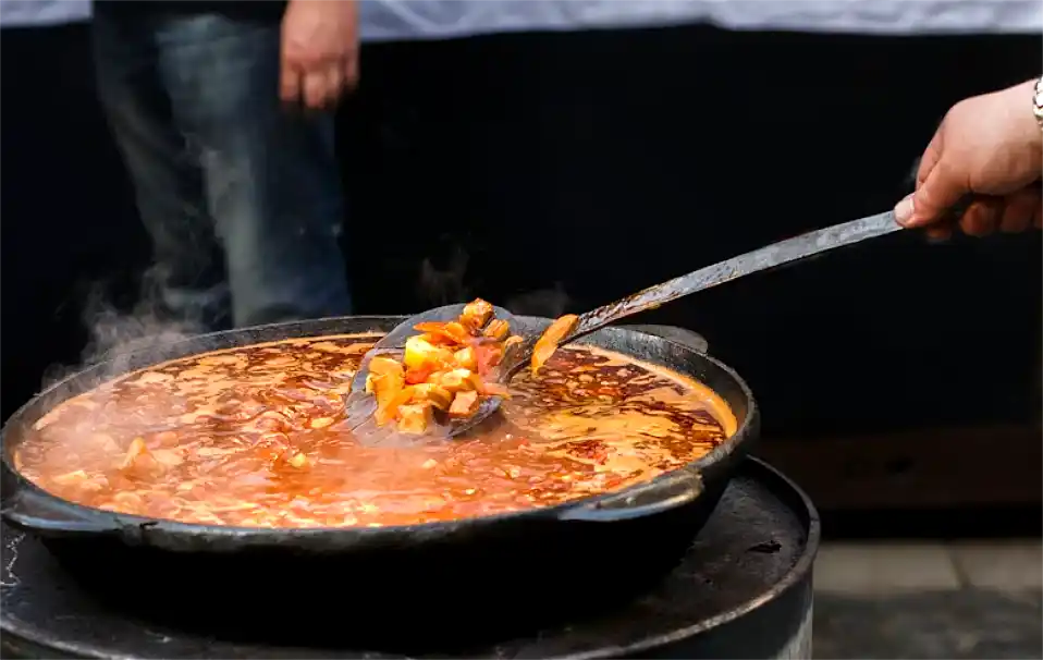 Comidas al Disco: Carlos Keen celebra su fiesta gastronómica este domingo 1 Fiesta de Comidas al Disco