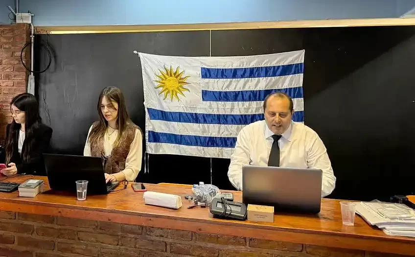 Operativo consular uruguayo