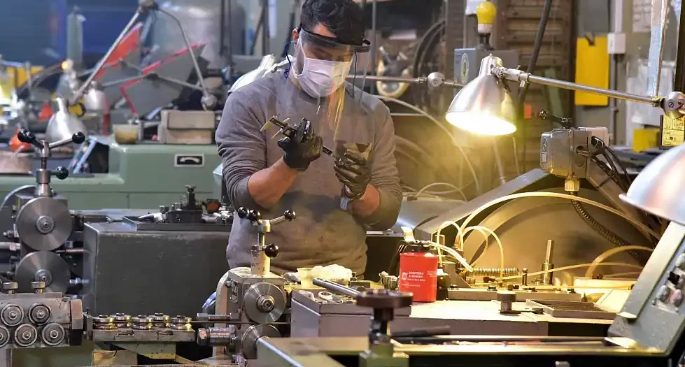 actividad industrial interanual del 5%