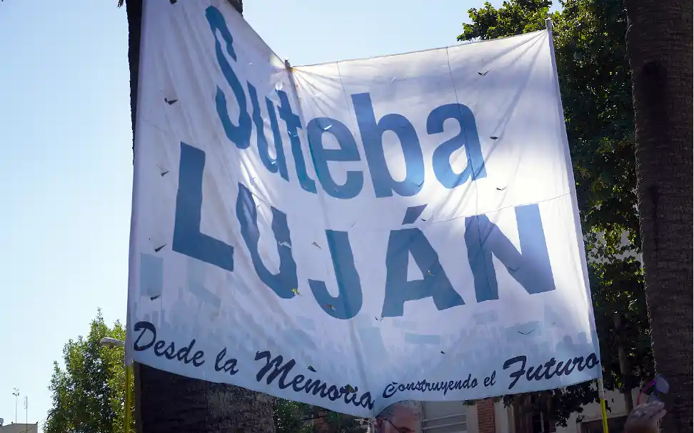 SUTEBA Multicolor anunció un paro docente y reclama paritarias 1 Docentes bonaerenses realizan un paro