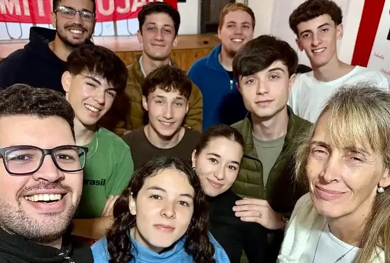 Saavedra ganó la interna radical