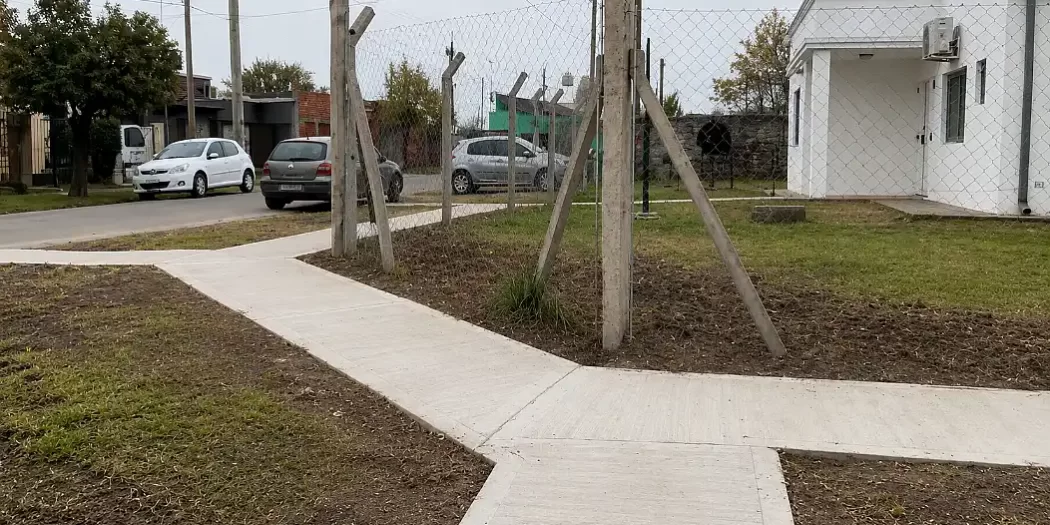 veredas en el CAPS del barrio Padre Varela
