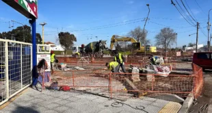 Corte en la bajada del puente Mitre