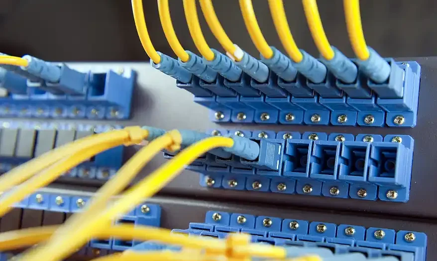 servicio de internet por fibra óptica