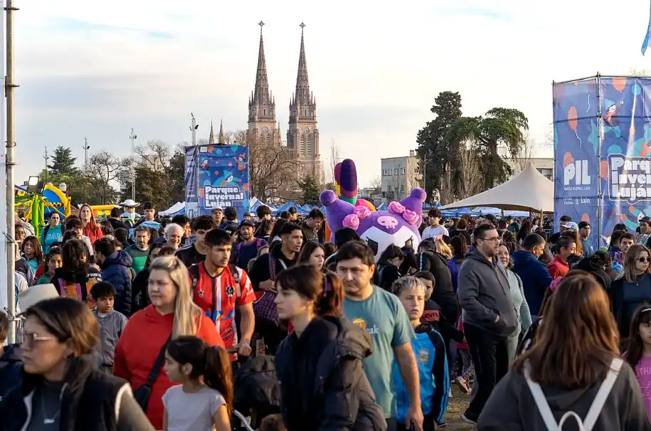 Parque Invernal: deporte y juegos reunieron a miles 1 parque invernal
