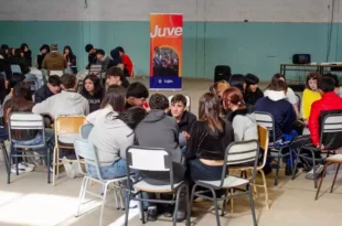 Consumos digitales: talleres para jóvenes llegan a más escuelas de Luján