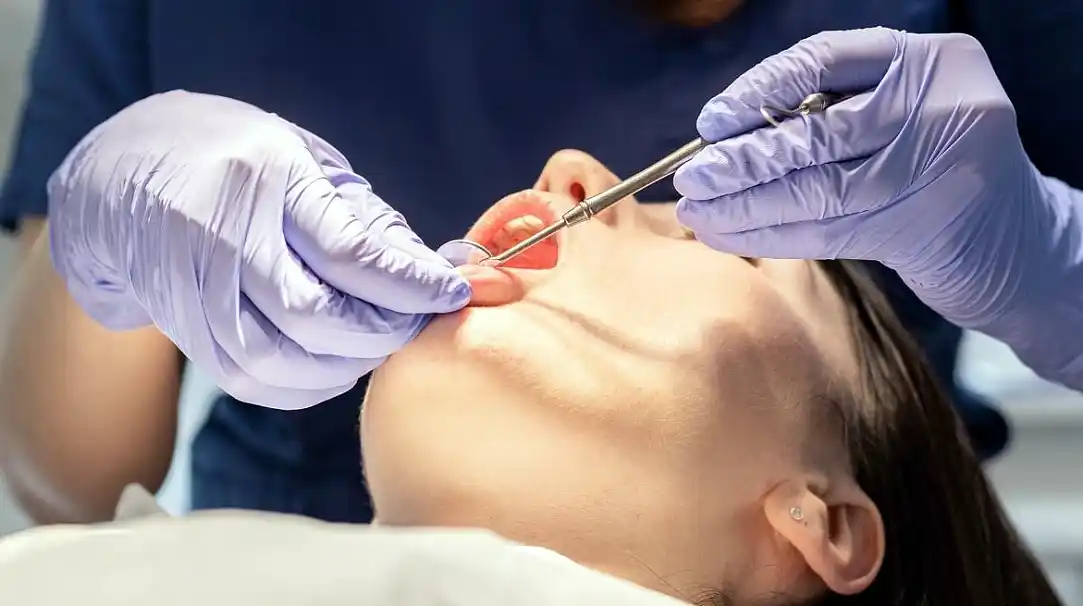 Odontólogos advierten por tratamientos ilegales y graves riesgos para la salud 2 Odontólogos advierten por tratamientos ilegales